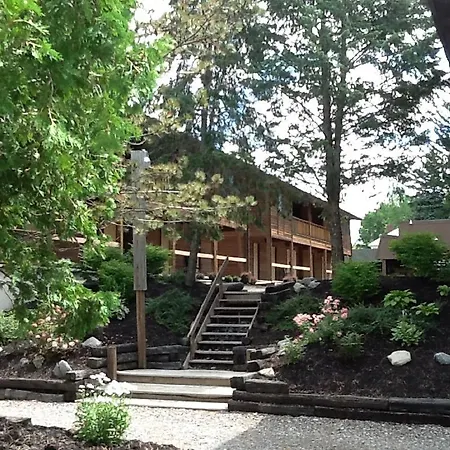 The Cedar Lodge